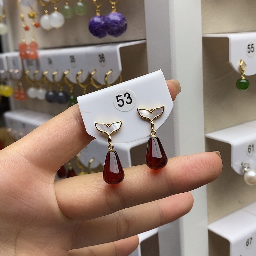 血珀银S925镶嵌耳饰