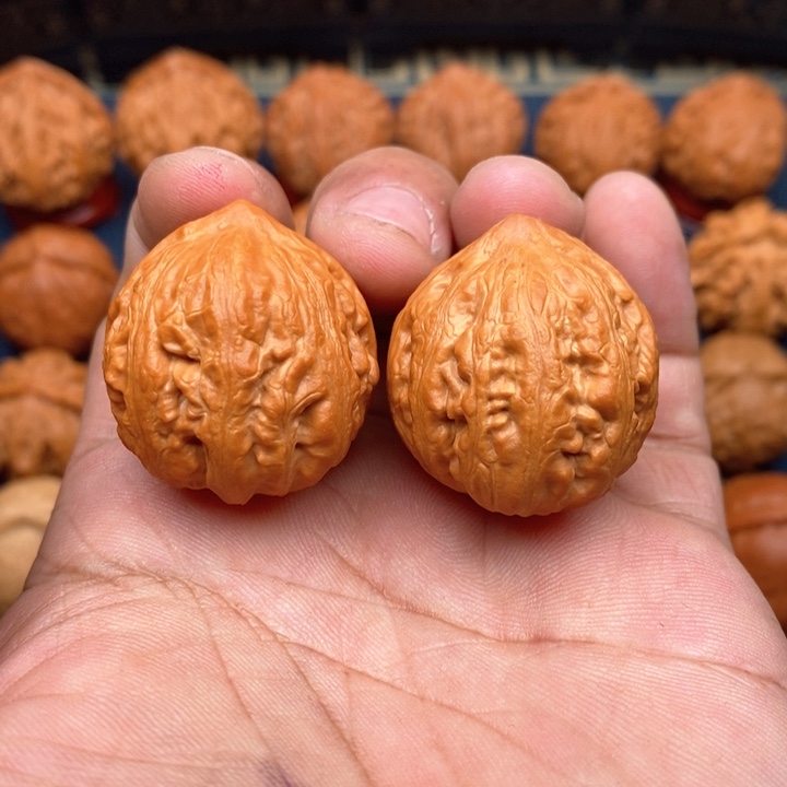 文玩核桃把件玉观音