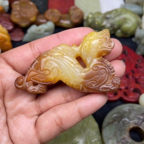 蛇纹石玉颈饰未镶嵌97