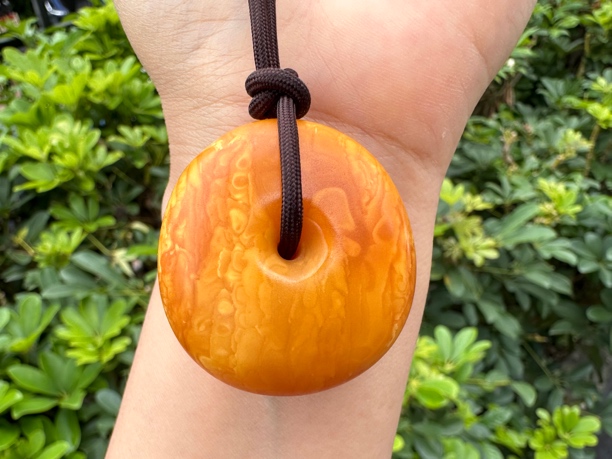 古董老花蜡藏扣 支持全国各地复检 尺寸：37.7x22.7mm 克重：21.27g