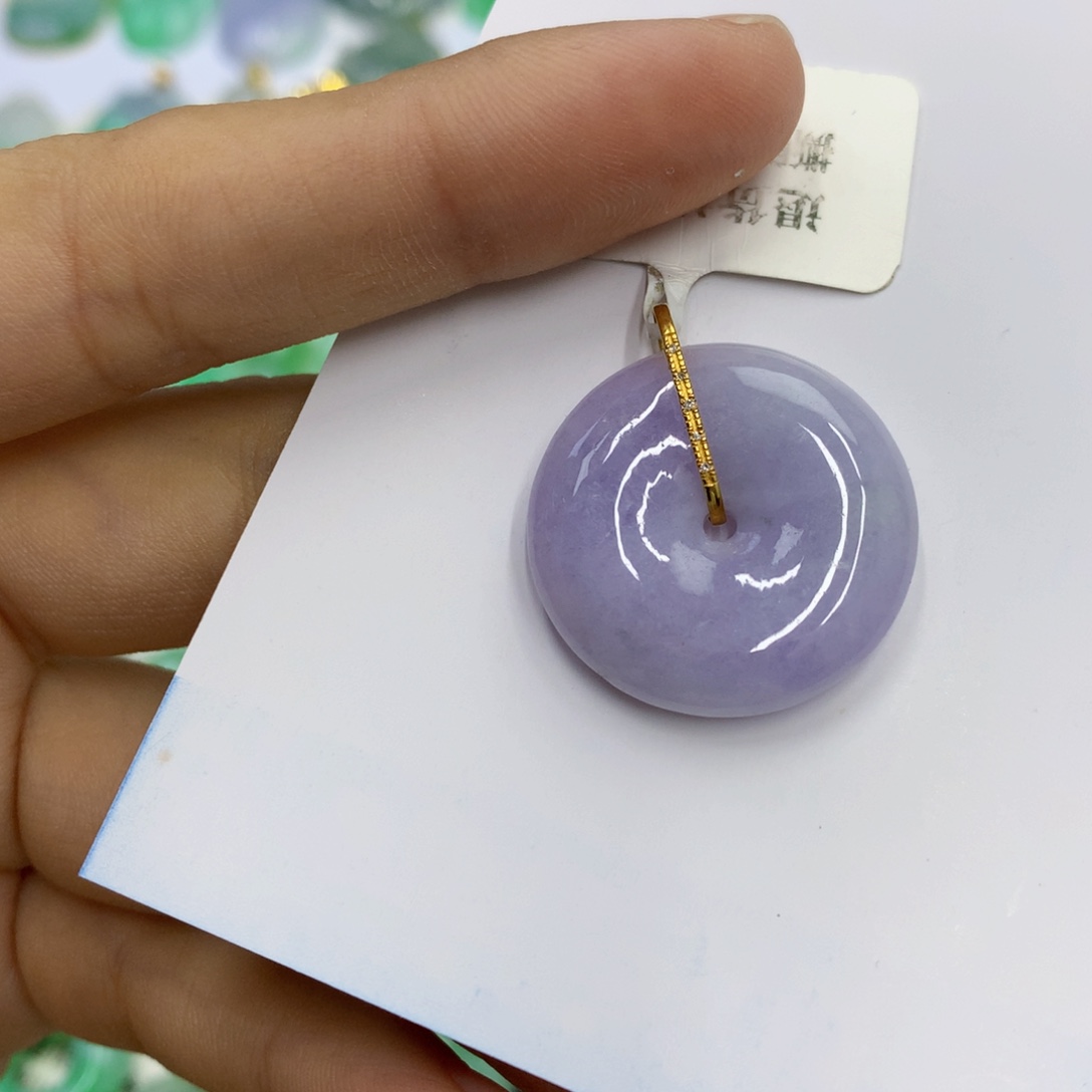 翡翠18K金镶嵌颈饰翡翠