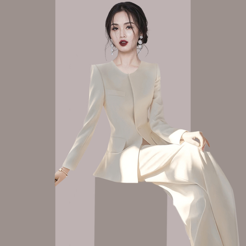 春季穿搭一整套高级感独特漂亮韩系chic别致白色西装外套裤子套装