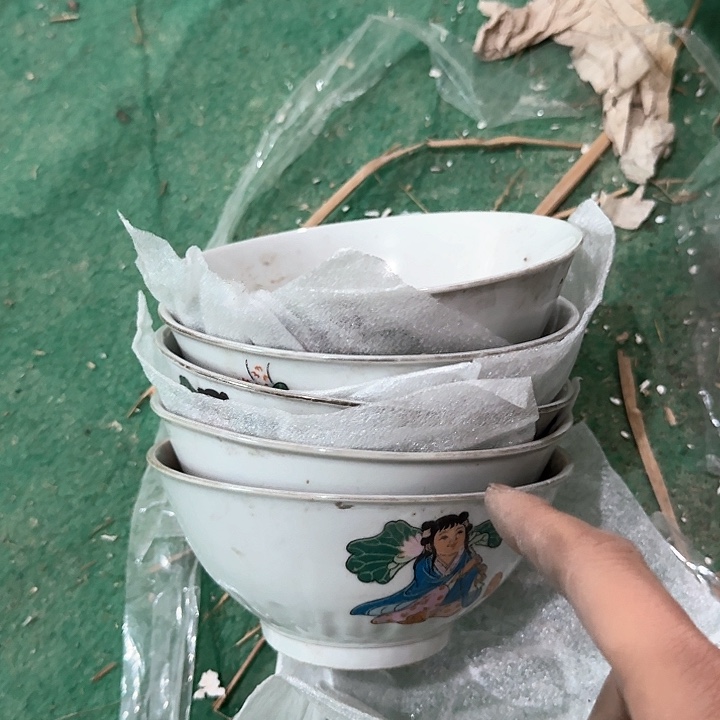 摆件A****球景德镇陶瓷学院教授兼