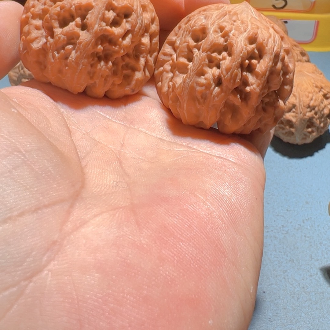 文玩核桃把件平谷凹底44