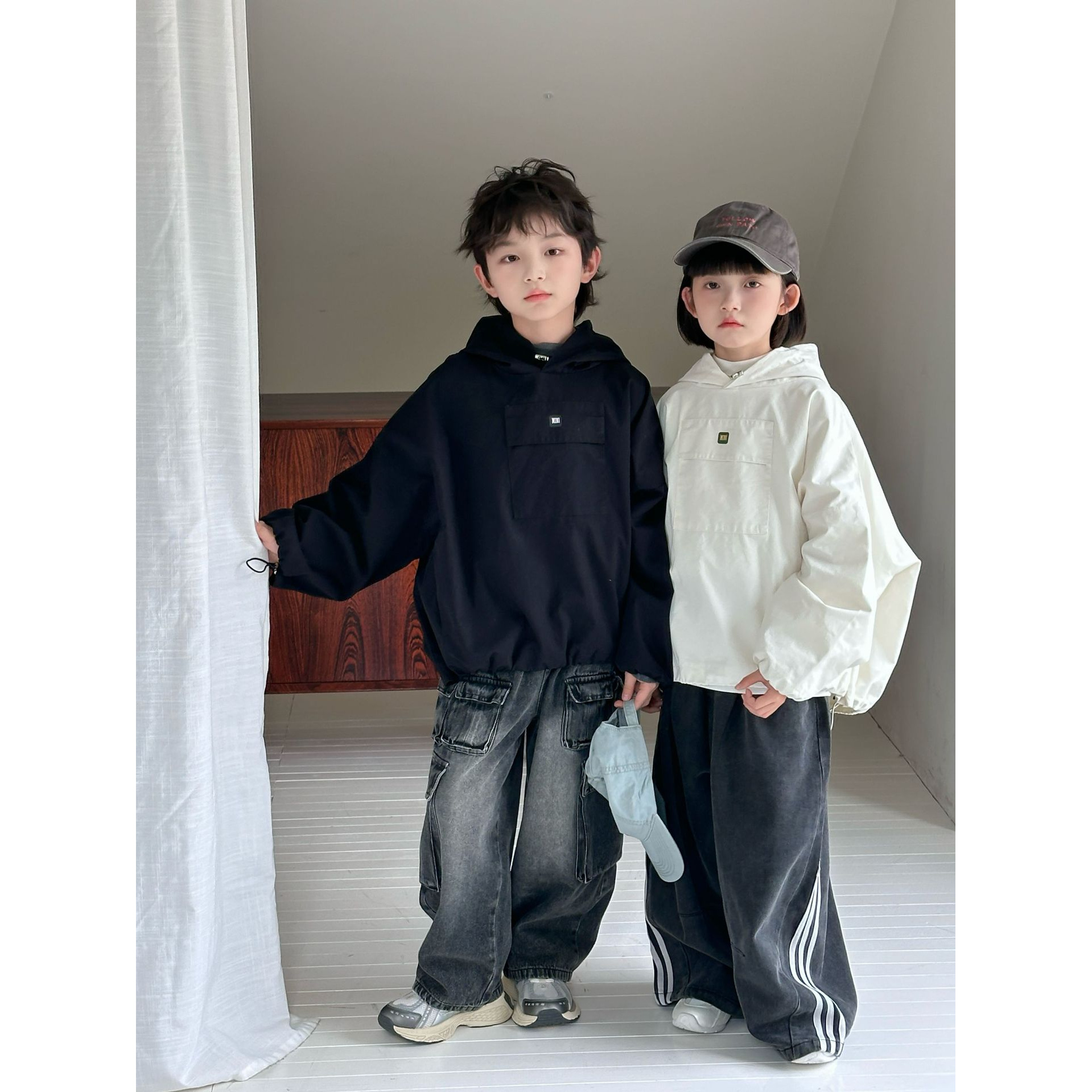 儿童外套童装男童女童休闲纯色韩版上衣春秋长袖百搭宽松帽衫2025