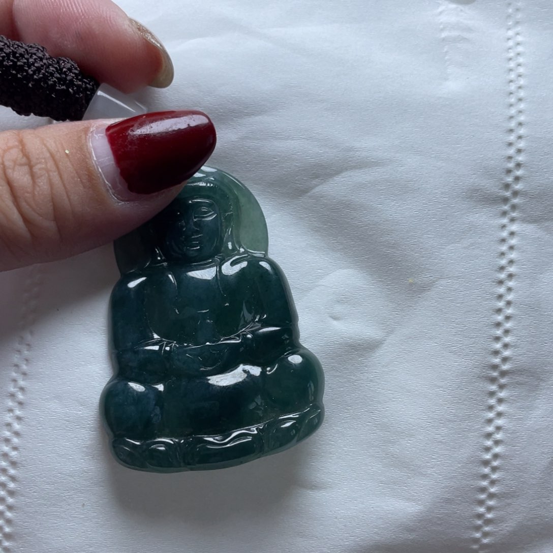 翡翠颈饰未镶嵌观音