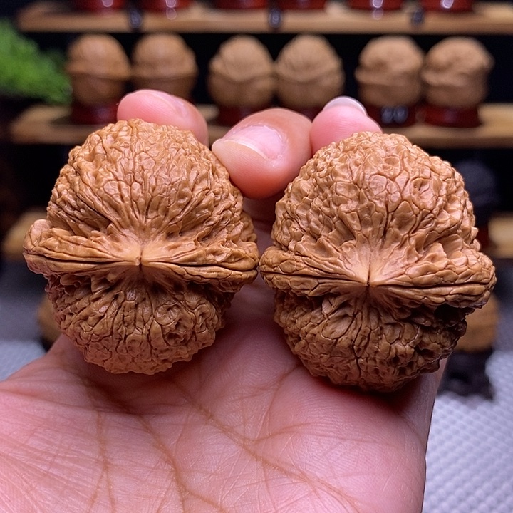 文玩核桃吊坠铁狮子7