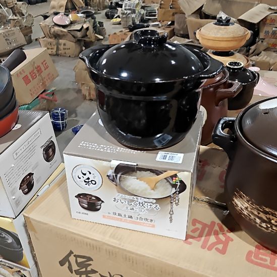 绿泥陶瓷盘子碗啥都有