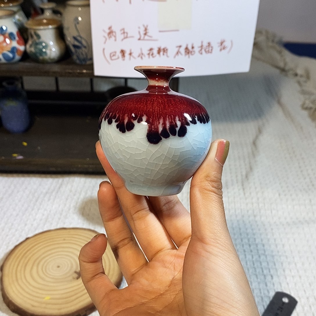 摆件巴掌大不插花景德镇高温陶瓷小花器