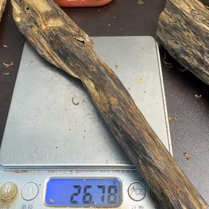 沉香沉香碎屑绿棋楠张勺子