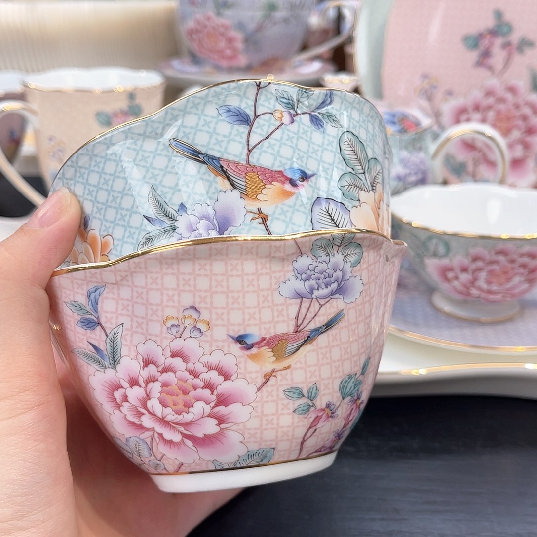 骨瓷两个饭碗———————