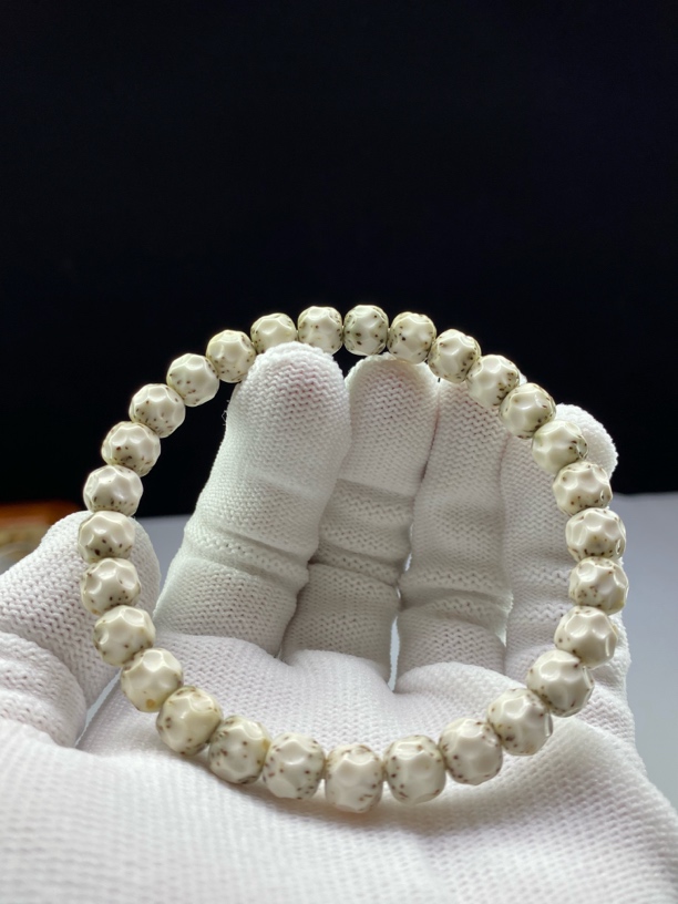 星月菩提8改手工无相数星星瓷白石玉料7.7尺寸