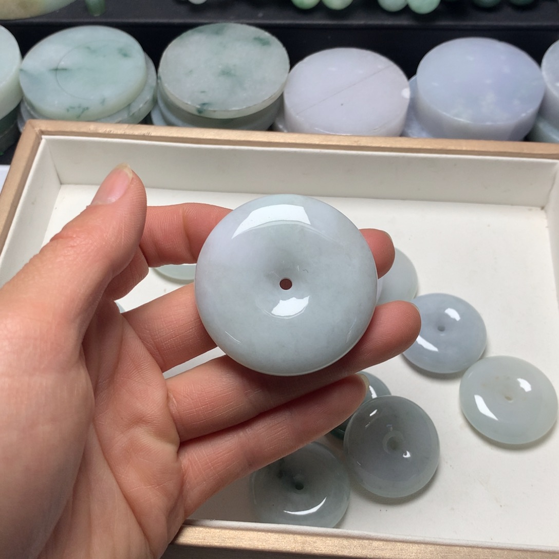 翡翠裸石翡翠边角料