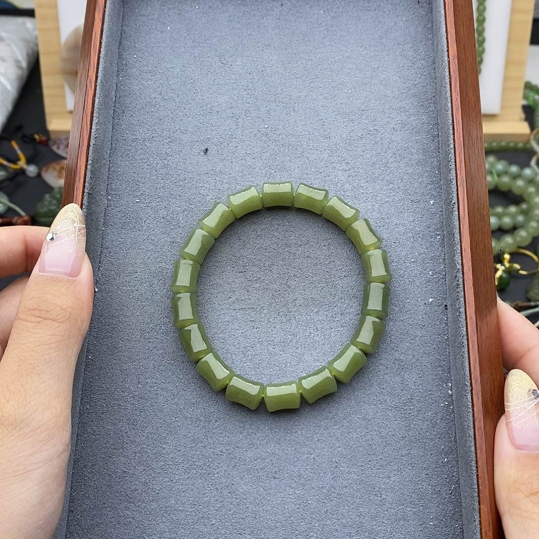 和田玉手串未镶嵌