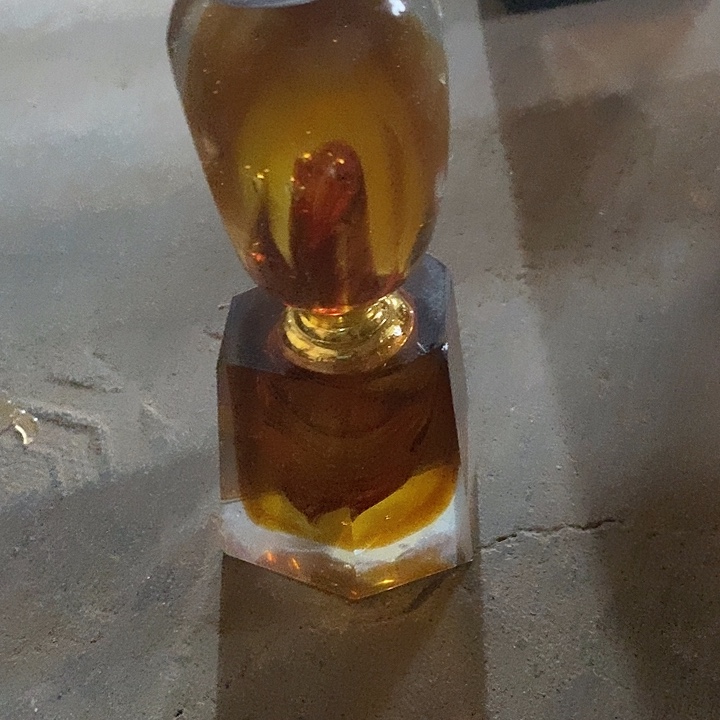 C****琉璃雍容华贵，富丽堂皇