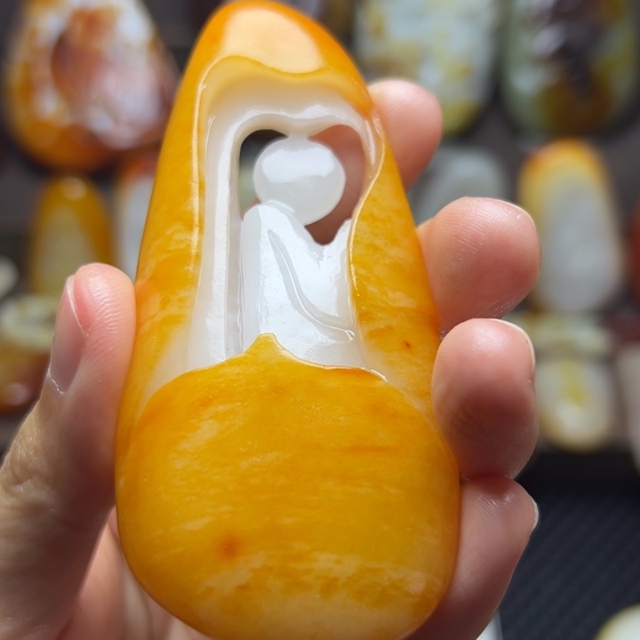 和田玉未镶嵌颈饰