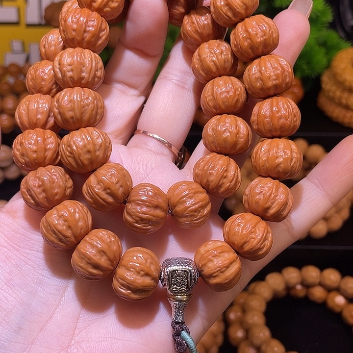 手串猴头核桃猴头