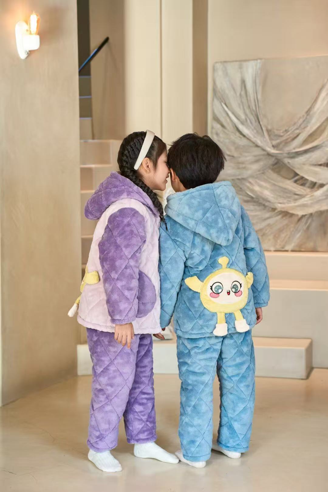 冬季儿童男宝女宝宝宝连帽三层夹棉保暖拉链剪花棉套装家居服9915