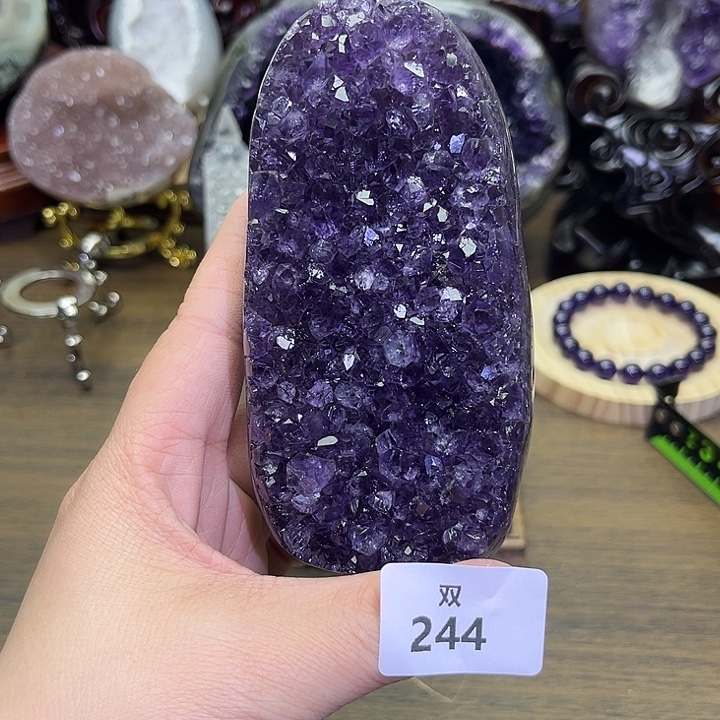 水晶大型摆件（非配饰）未镶嵌