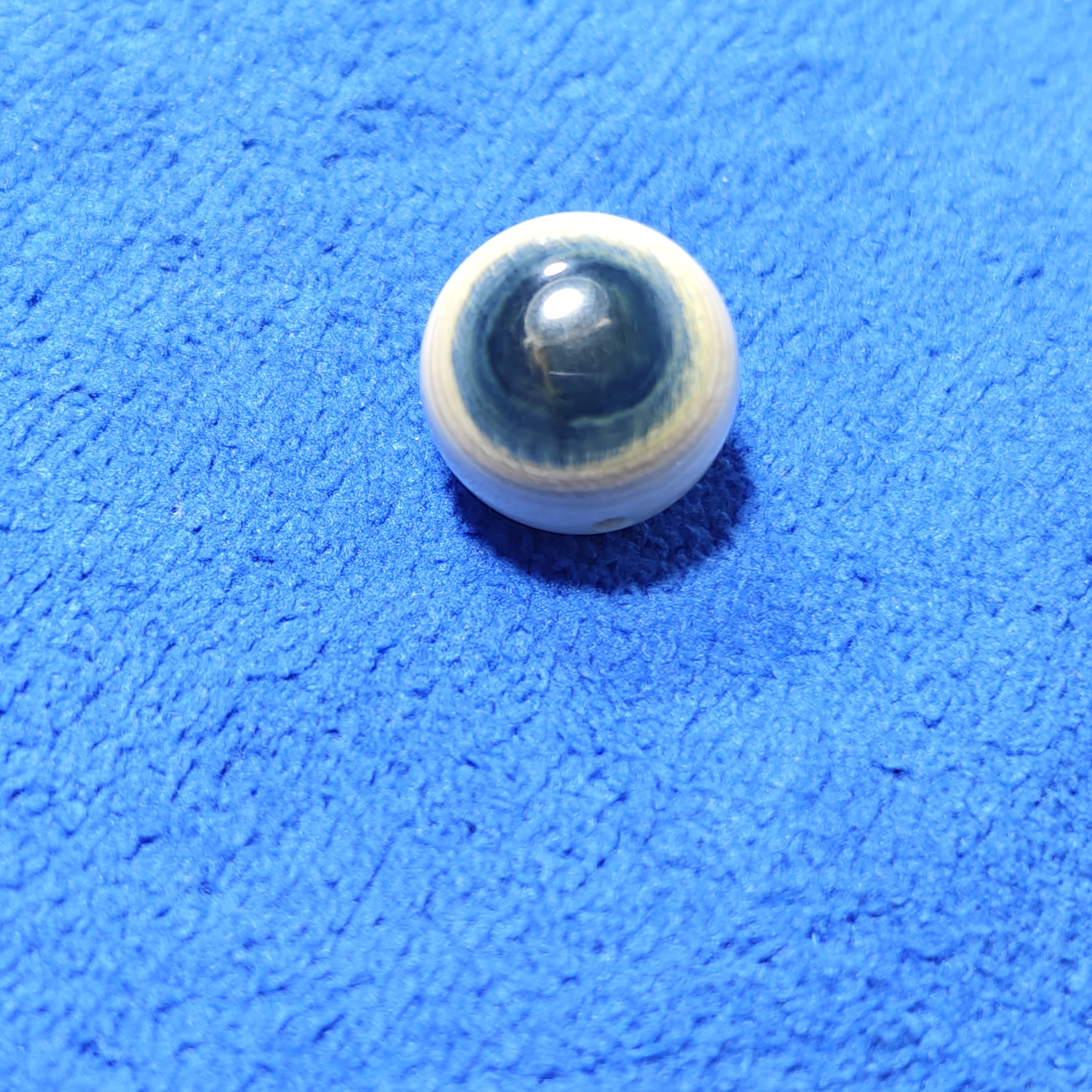 猛犸牙蓝眼睛圆珠一颗支持复检