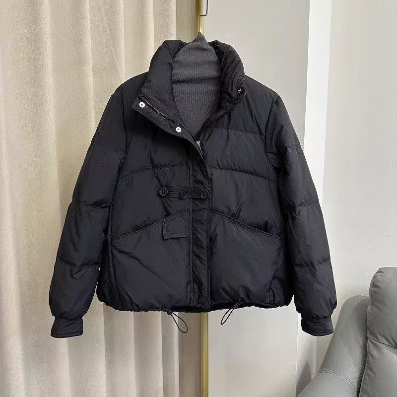 三粒扣冬季新款欧货立领羽绒服短款显瘦加厚保暖女白鸭绒外套