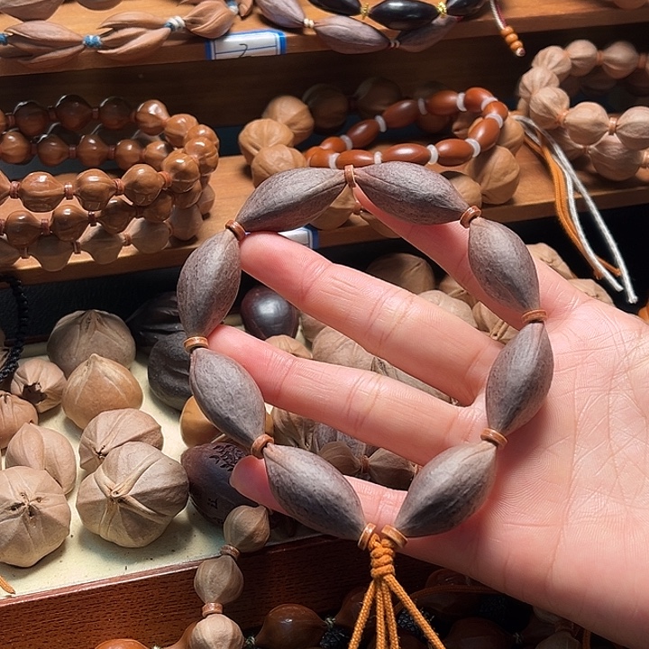 卡***特手串/手链橄榄核紫核1.5尺寸