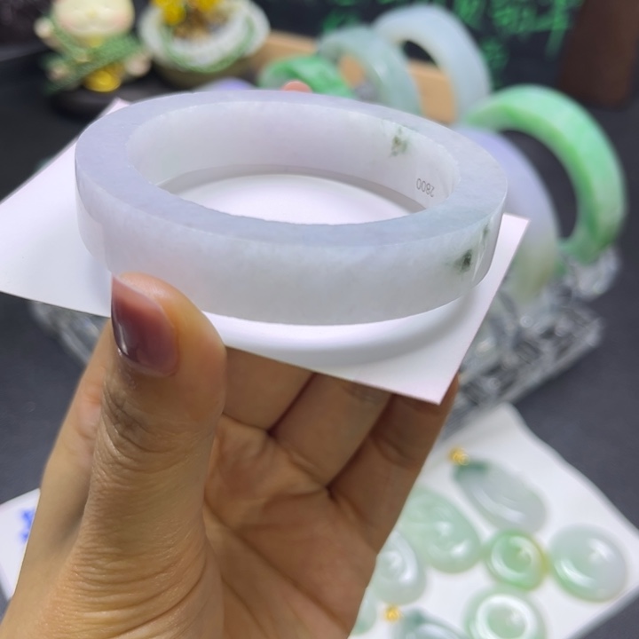 定制翡翠未镶嵌手镯