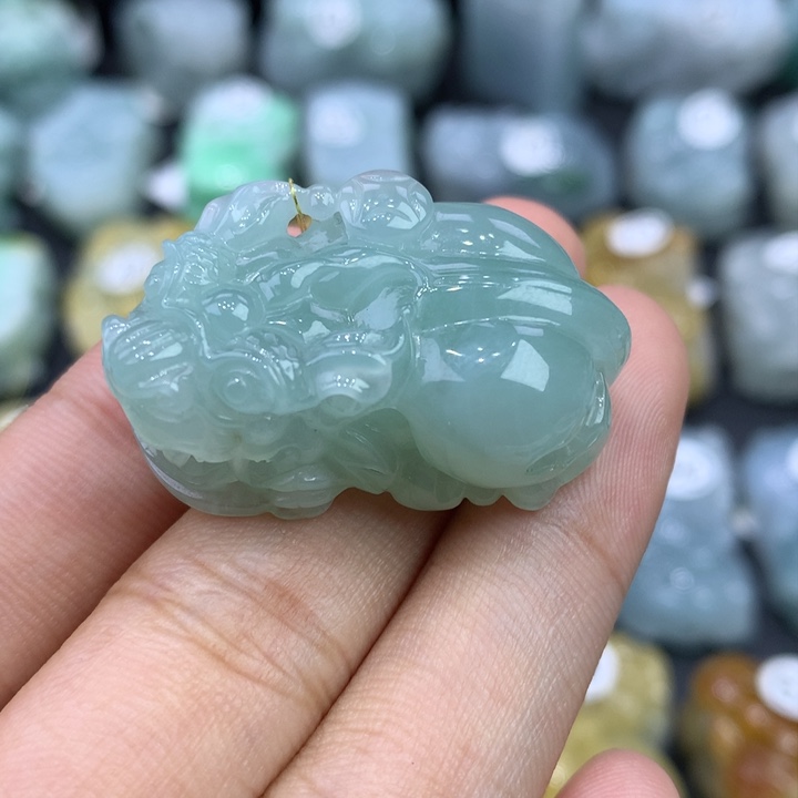 翡翠未镶嵌颈饰天然缅甸翡翠