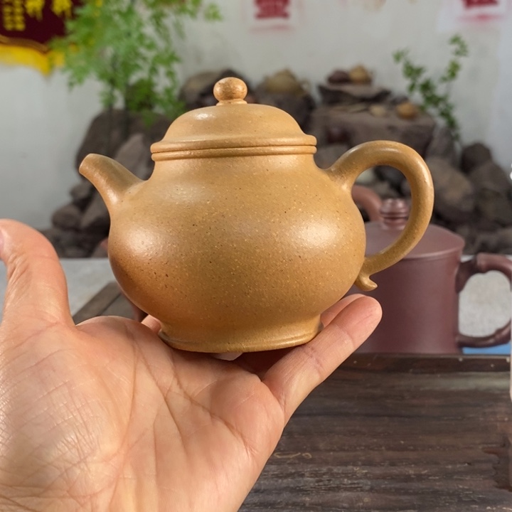 紫砂茶壶黄金段高潘200左右的容量半手制作