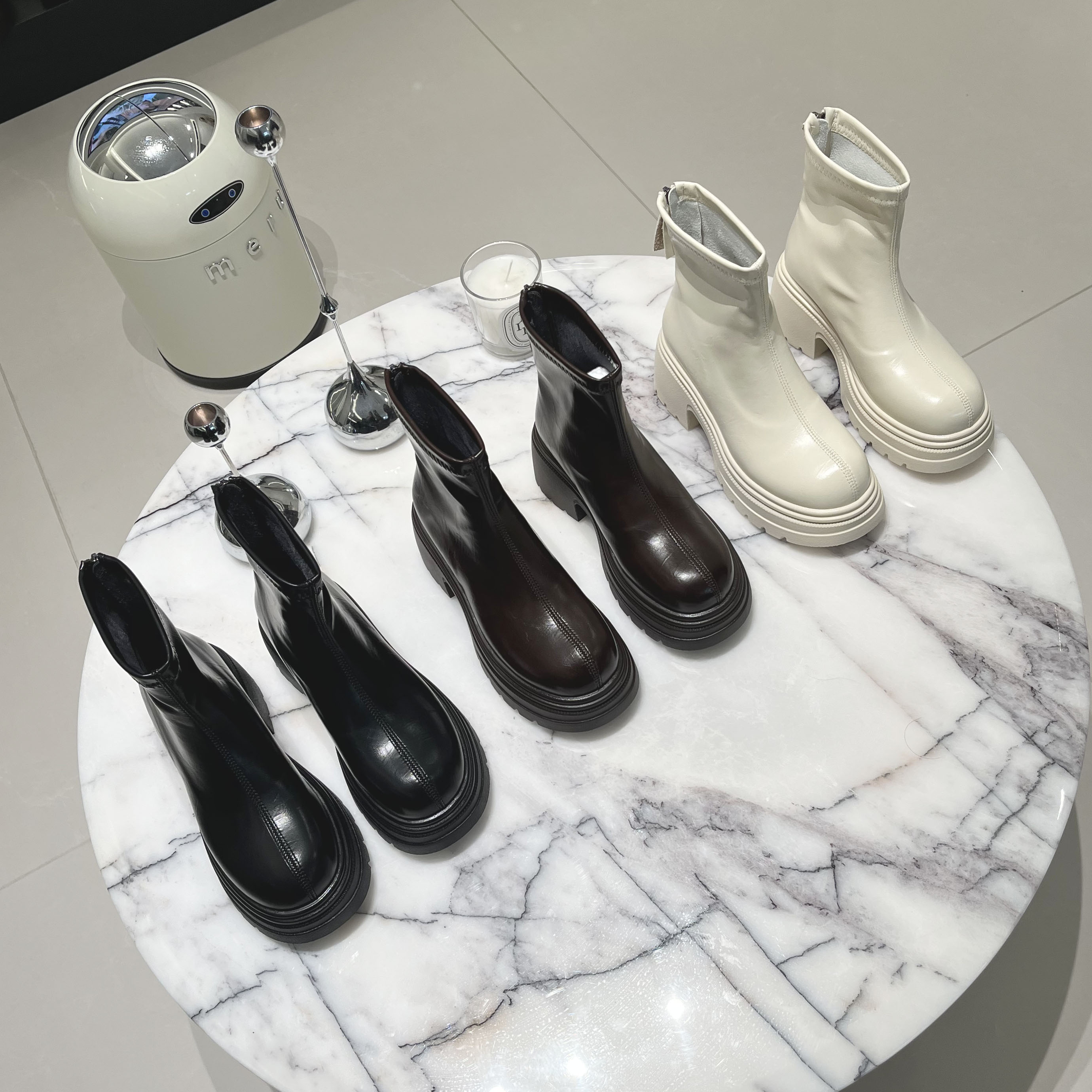 增高显瘦秋冬季防滑短靴高跟弹力瘦瘦靴英伦风筒靴黑色小靴子