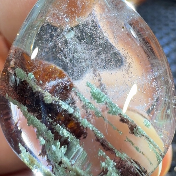 水晶吊坠(不含链)未镶嵌招*猫