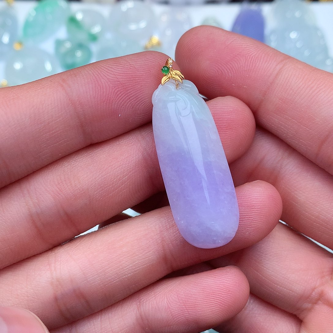 翡翠吊坠(不含链)18K金镶嵌