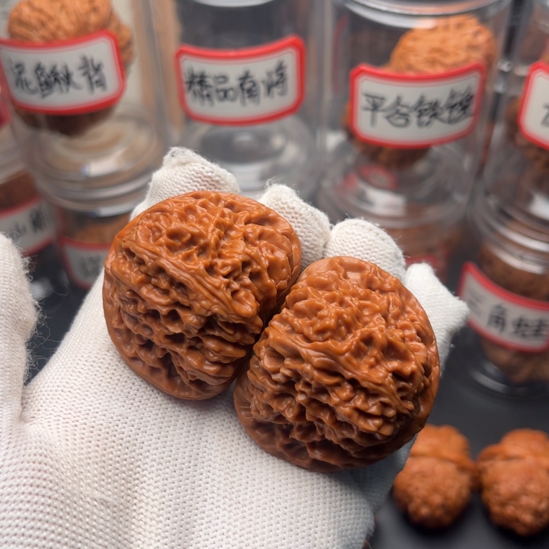 把件文玩核桃43.5精品南疆石