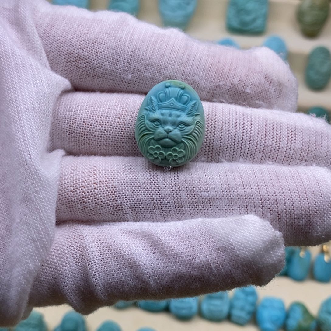 绿松石雕刻未镶嵌