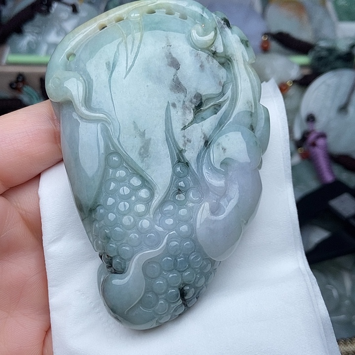 翡翠未镶嵌颈饰翡翠