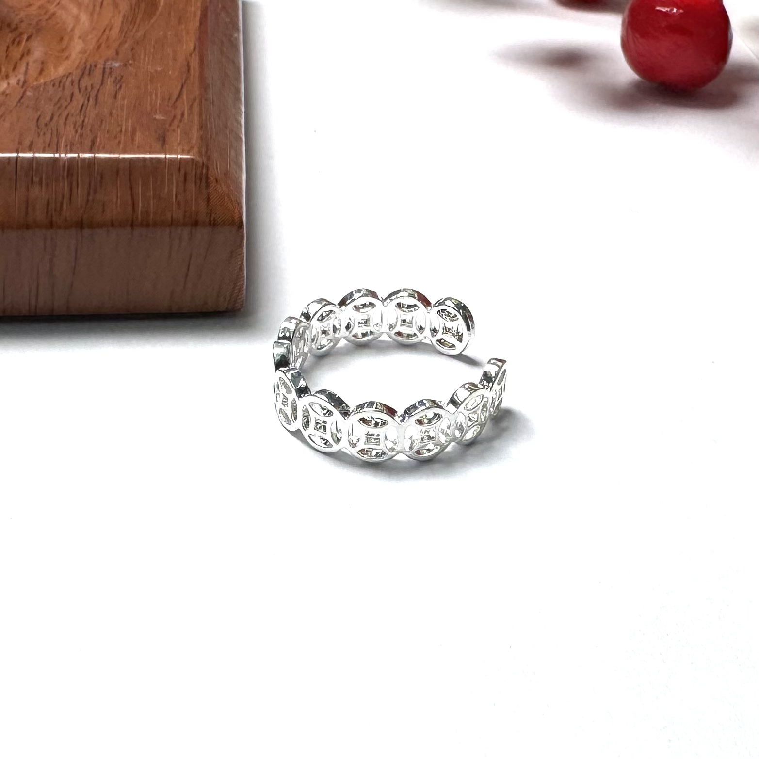 通体 里外一致纯箔臻奢品t117时尚活口戒指