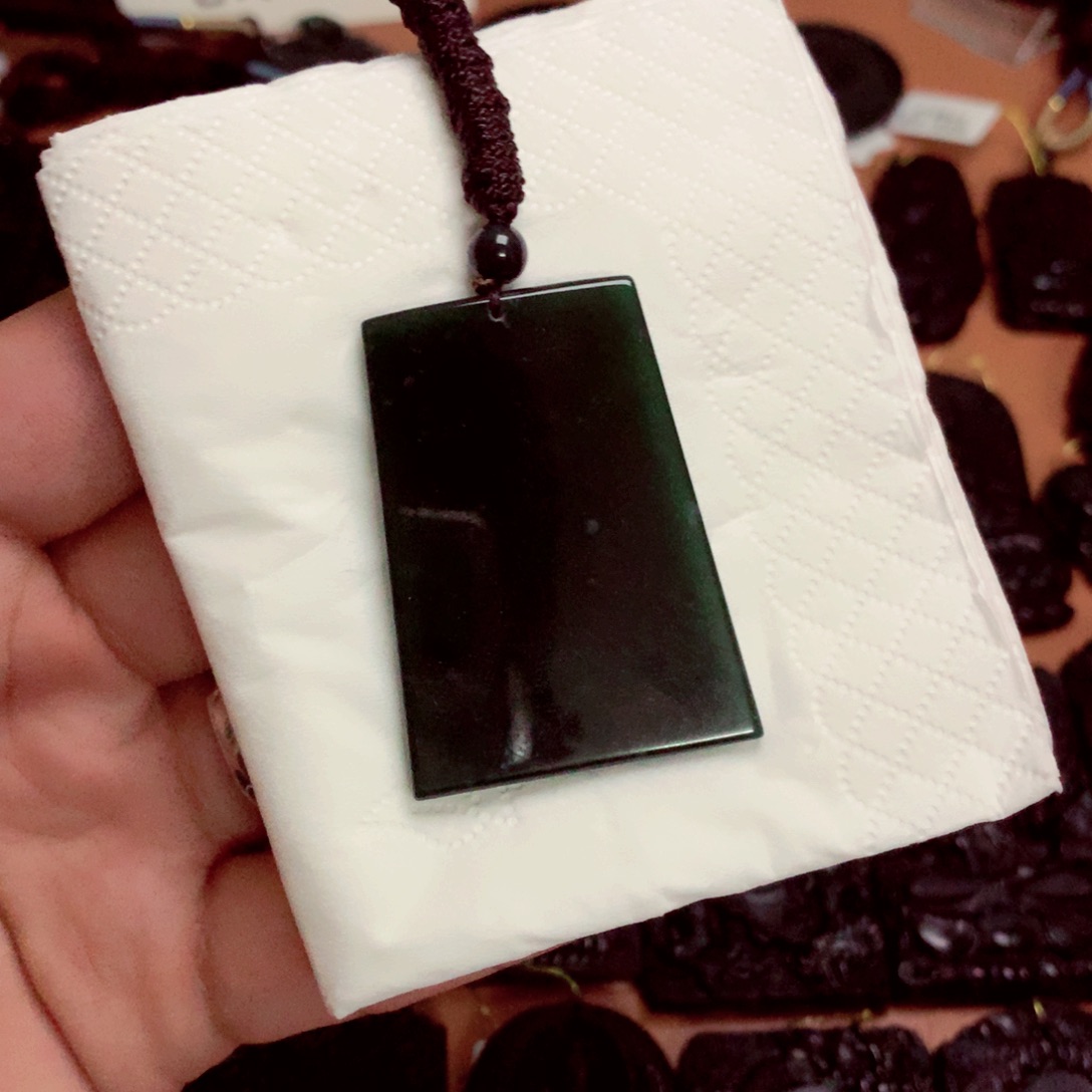 翡翠未镶嵌颈饰天然缅甸a货挂件