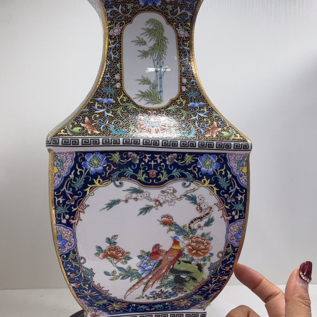 景德镇陶瓷花瓶摆件