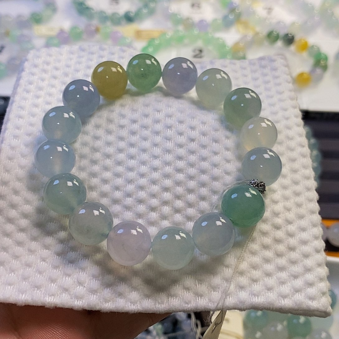 未镶嵌定制翡翠翡翠.