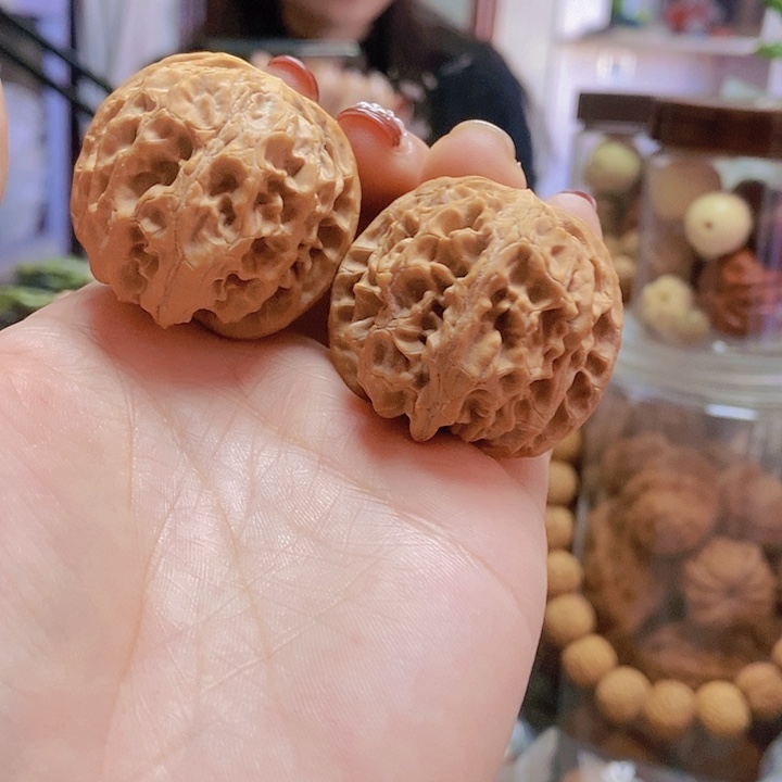 【闪购商品】文玩核桃把件39苹果修