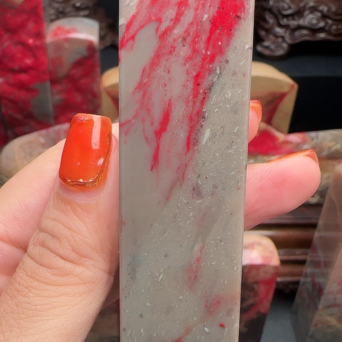 昌化石昌化鸡血石