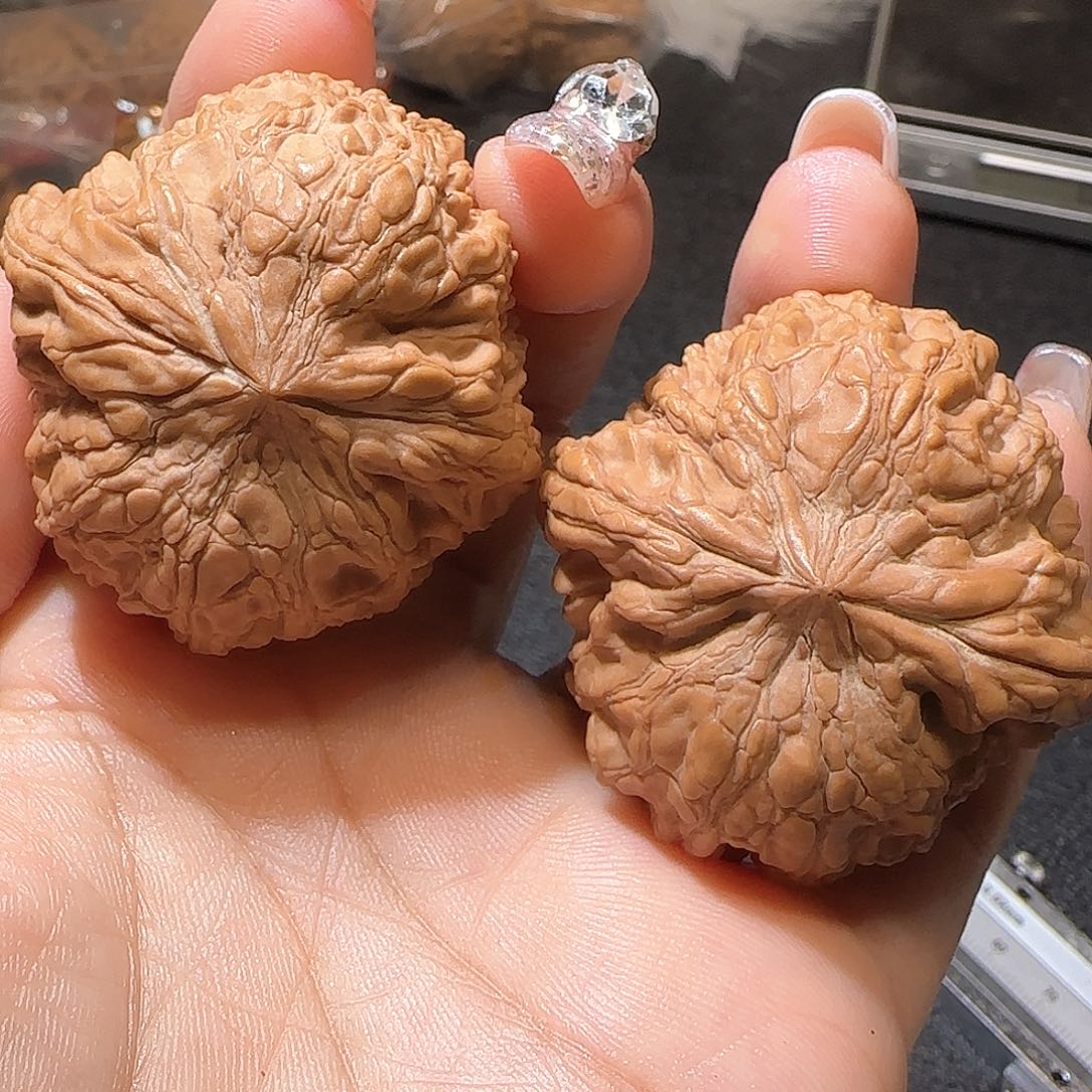 文玩核桃吊坠老*45和尚头