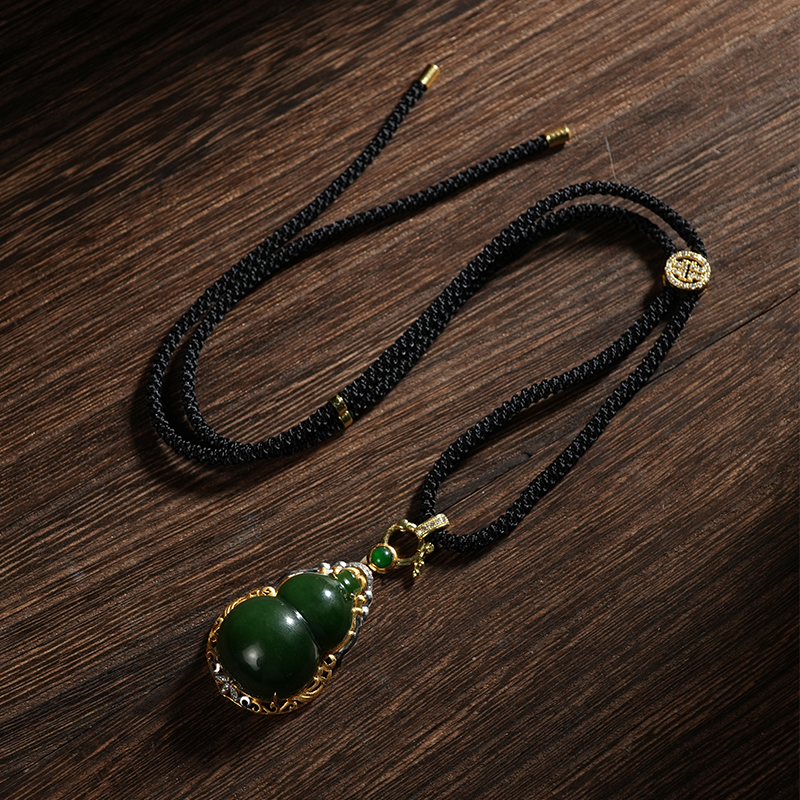 【老掌柜】和田玉碧玉18K葫芦吊坠/DAL110501