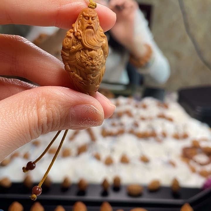 橄榄核吊坠橄榄核