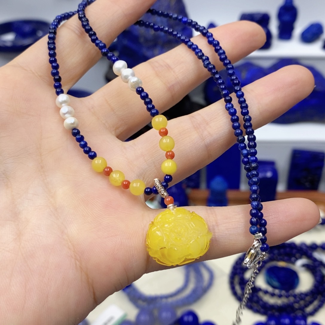 青金石颈饰未镶嵌