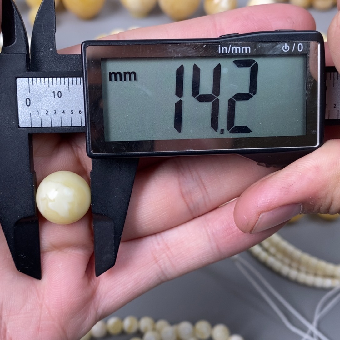 琥珀珠宝奇石未镶嵌噜*噜