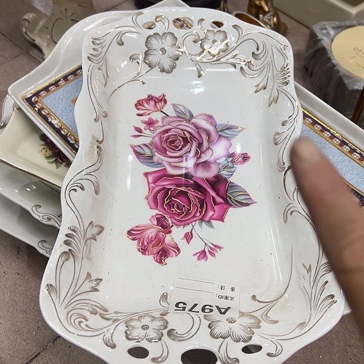 瓷片开片。。。。。。。。。。。。。。。。。。