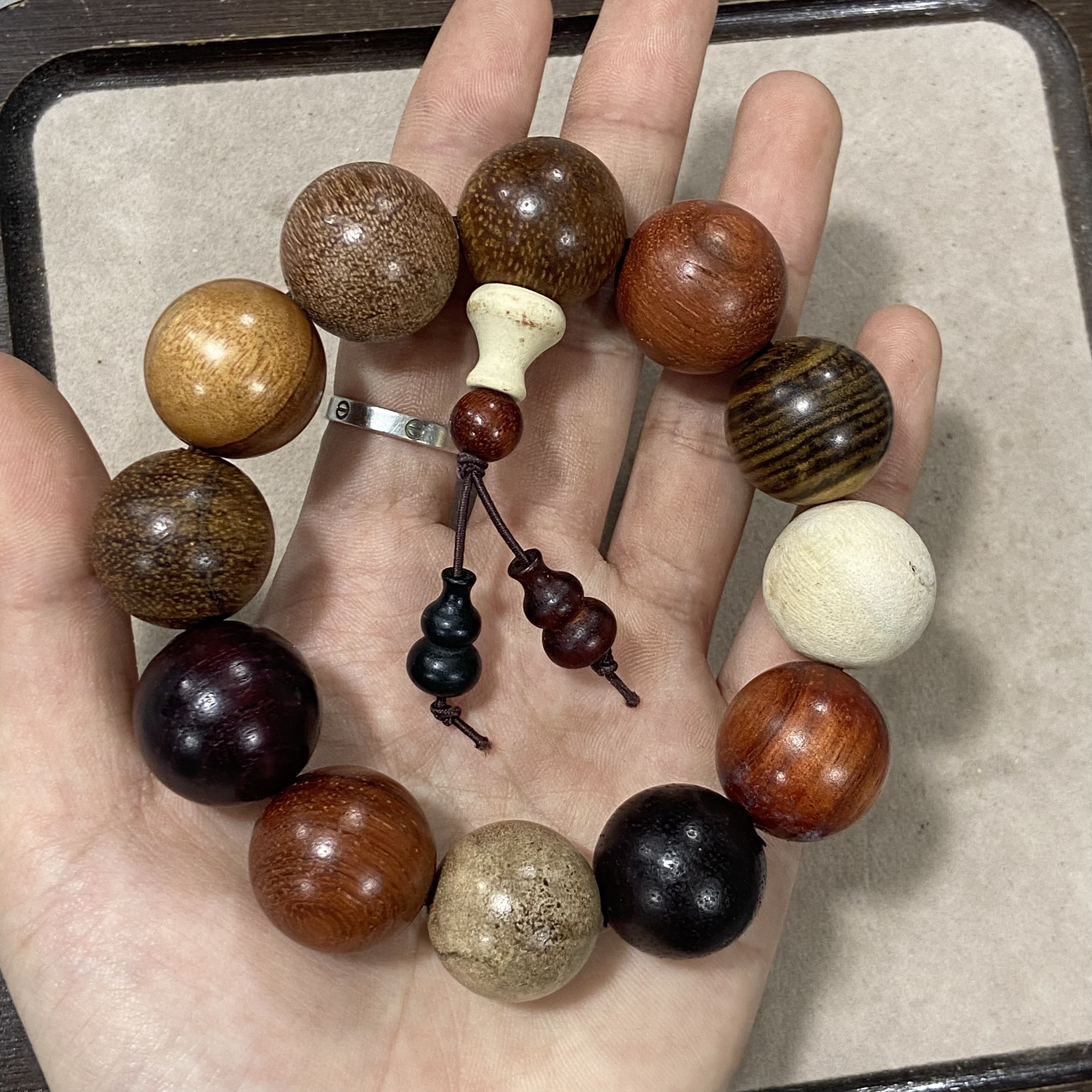 A185多宝花梨卡2.0单圈手串