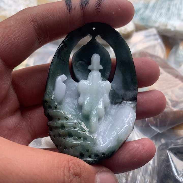 翡翠未镶嵌颈饰保真天然a货翡翠