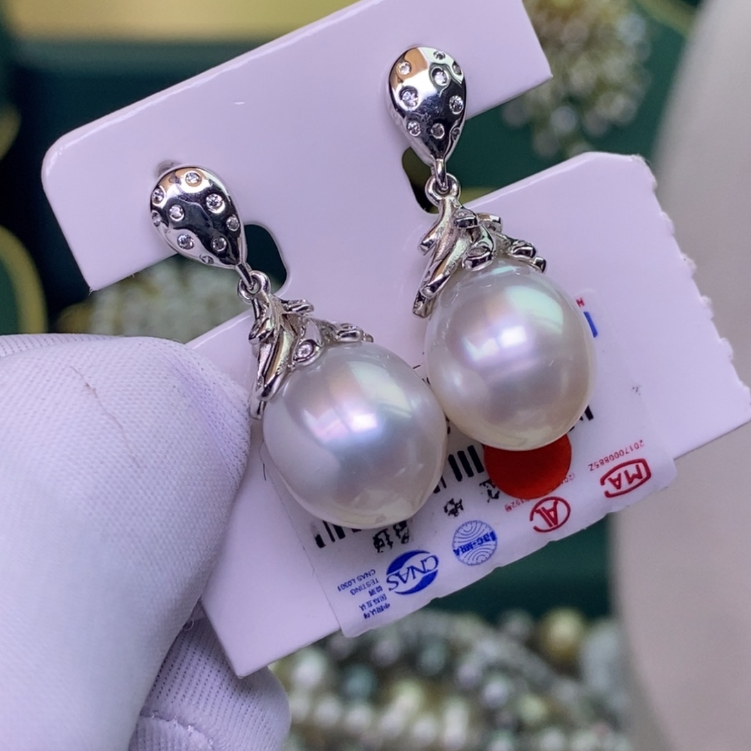 银S925镶嵌海水珍珠耳饰